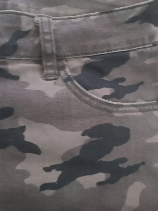 Lane Bryant Camo Skinny Jeans Mid Rise Super Stretch Distressed Women Size 12 - Picture 11 of 12